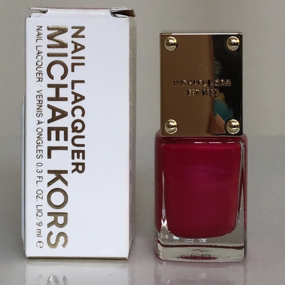 Michael Kors Nail polish (Scandal) - Picture 1 of 5